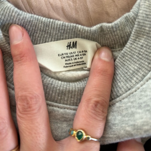 5T NASA boys h&m sweatshirt - new - Picture 3 of 3